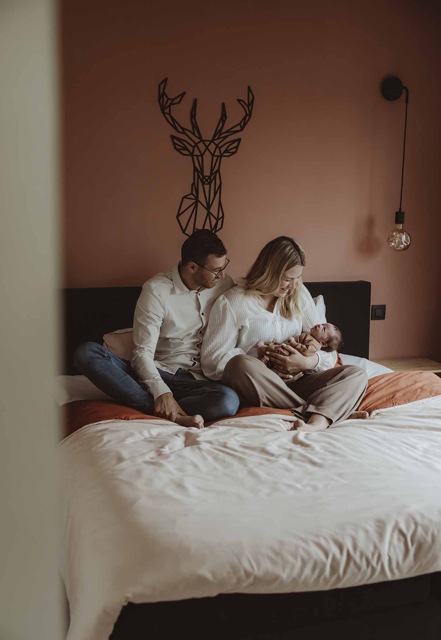 newborn fotograaf zeeland newbornshoot zeeland