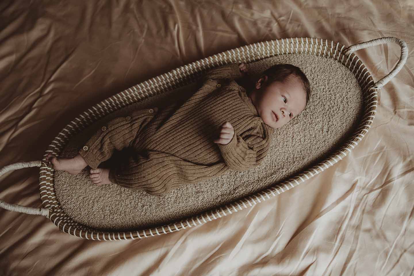 newborn fotograaf zeeland newbornshoot zeeland