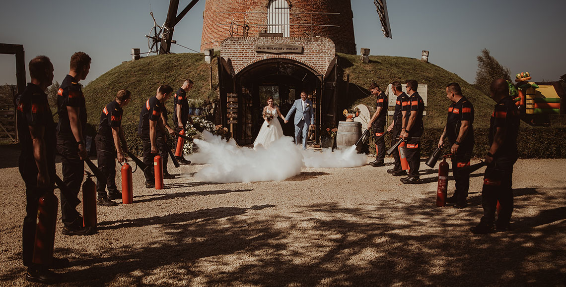 bruidsfotograaf in Zeeland fluistert liefde in elk moment