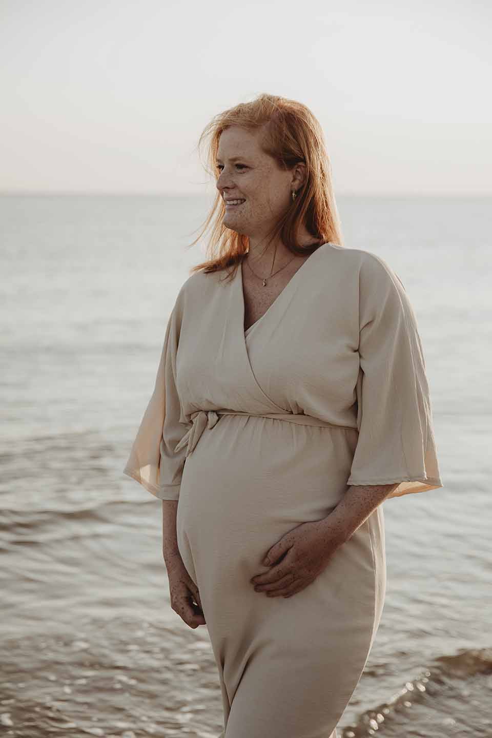 zwangerschap zwangerschapsshoot terneuzen zwangerschapsfotograaf terneuzen zeeland zeeuws-vlaanderen